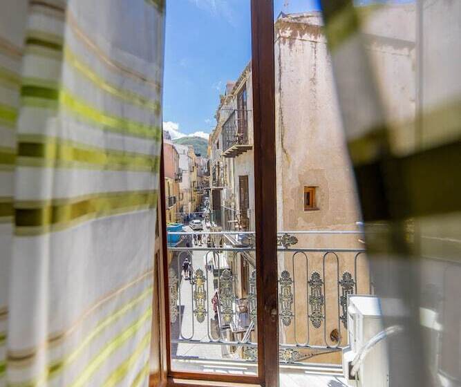 تختخواب و صبحانه Dolce Vita Rooms And Apartments