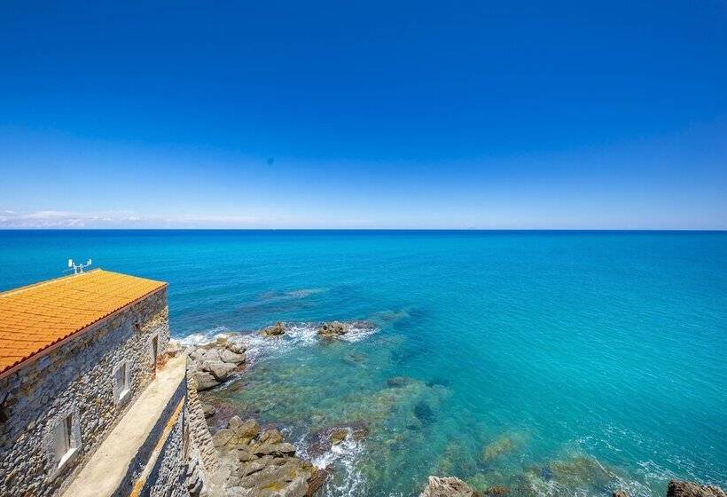 تختخواب و صبحانه Dolce Vita Rooms And Apartments