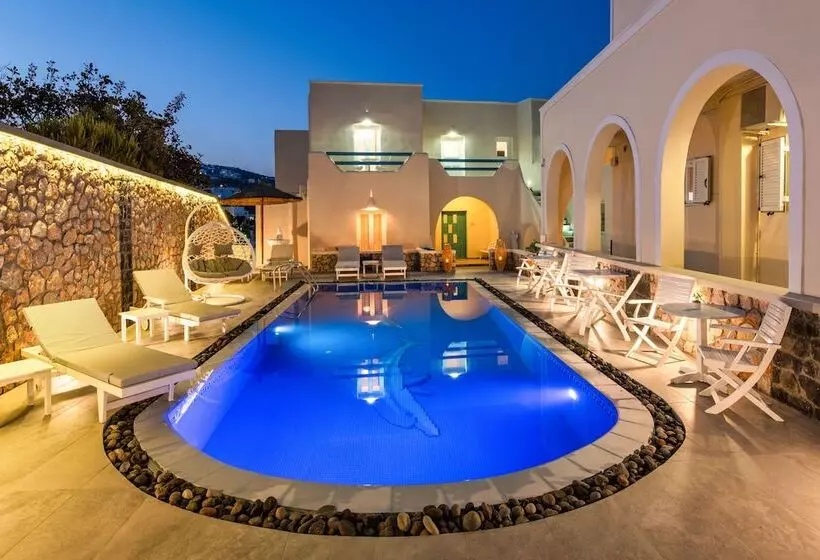 هتل Alizea Villas & Suites