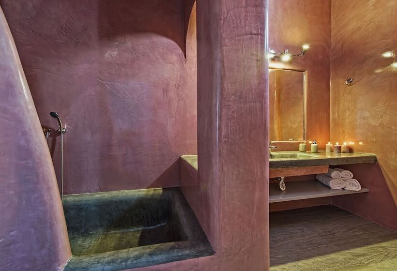 Otel Alizea Villas & Suites