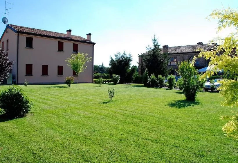 هتل روستایی Agriturismo B&b Corte Dei Gioghi