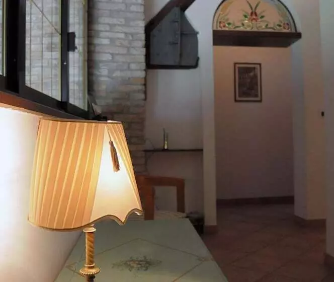 هتل روستایی Agriturismo B&b Corte Dei Gioghi