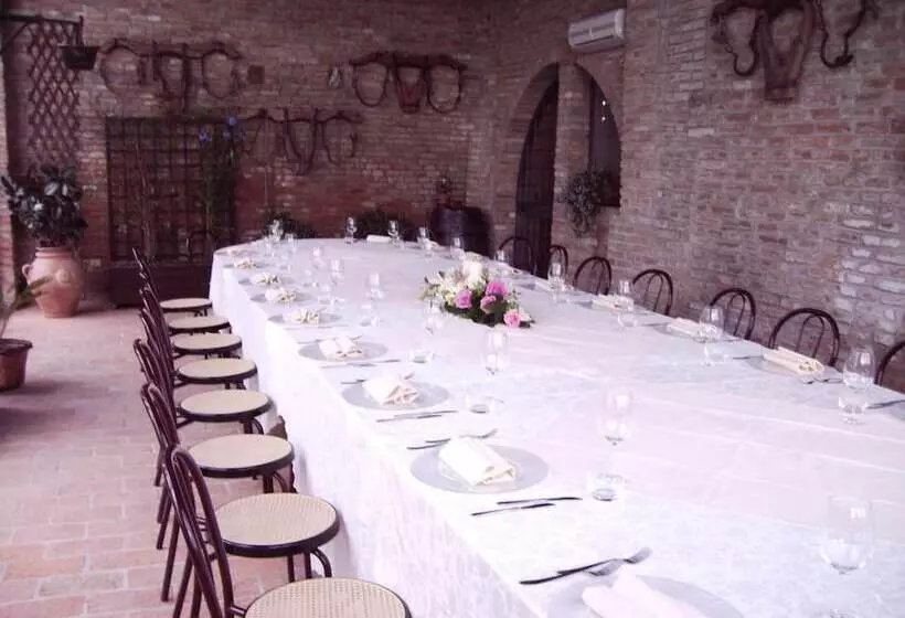 هتل روستایی Agriturismo B&b Corte Dei Gioghi