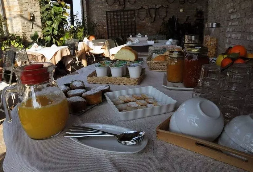 هتل روستایی Agriturismo B&b Corte Dei Gioghi