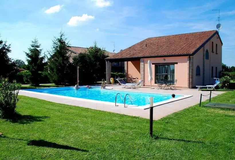 هتل روستایی Agriturismo B&b Corte Dei Gioghi