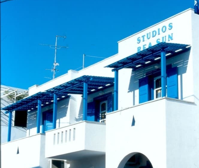 Rea Sun Hotel Studios Apartments