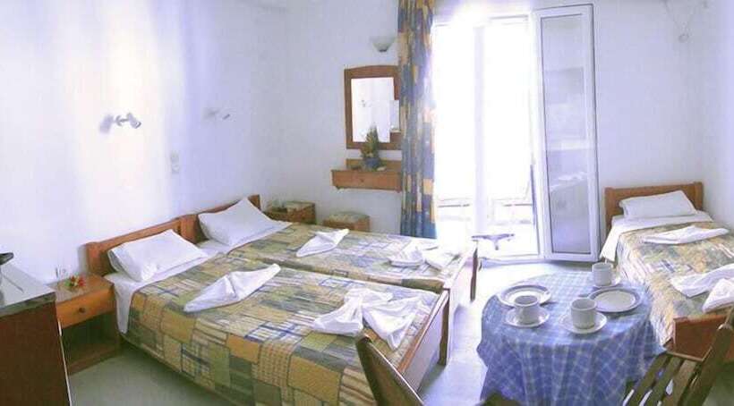 Rea Sun Hotel Studios Apartments