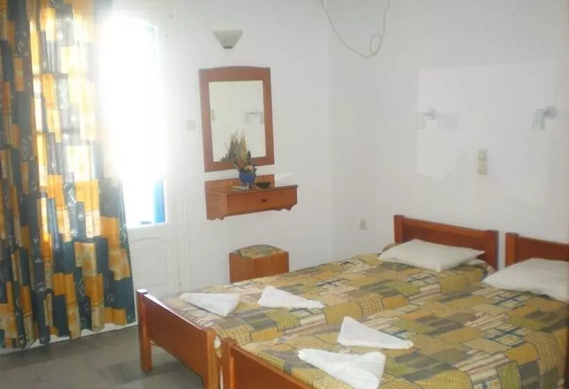 Rea Sun Hotel Studios Apartments