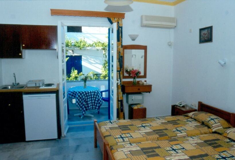 Rea Sun Hotel Studios Apartments