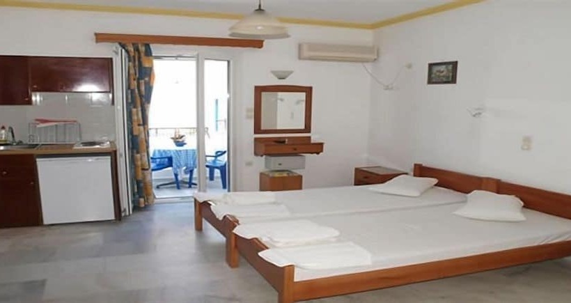 Rea Sun Hotel Studios Apartments