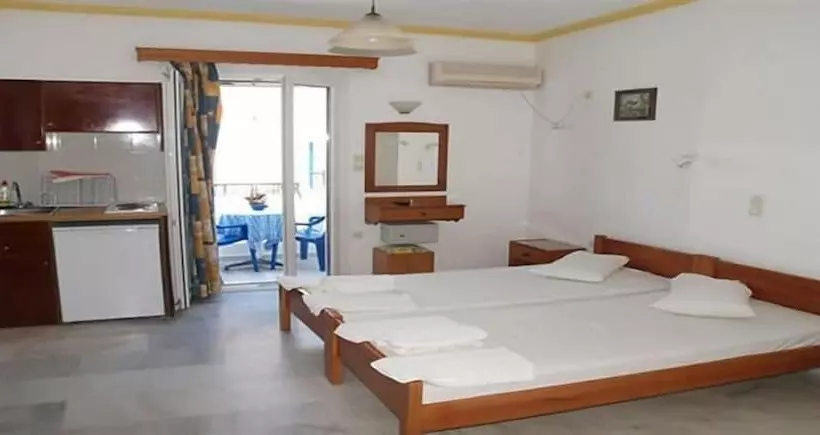 Rea Sun Hotel Studios Apartments