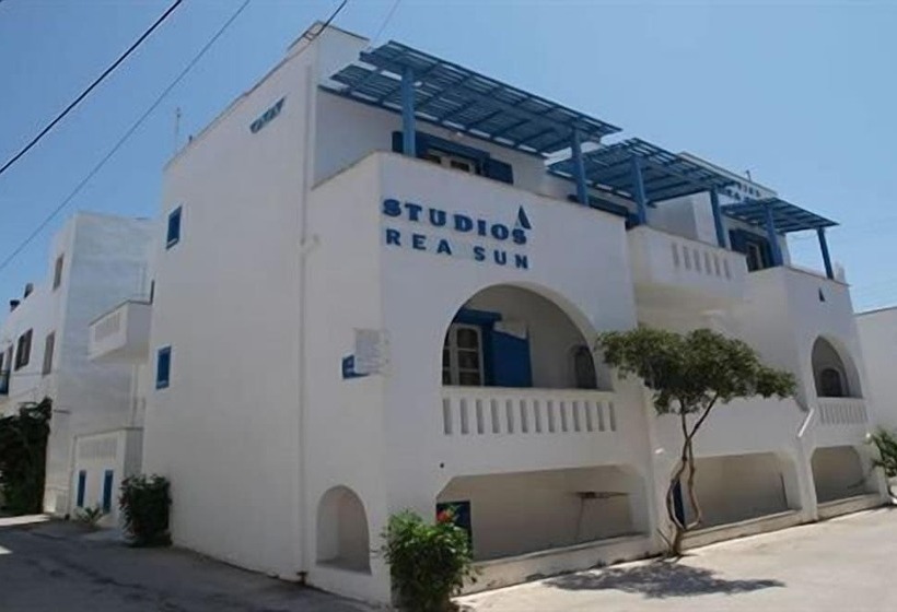 Rea Sun Hotel Studios Apartments