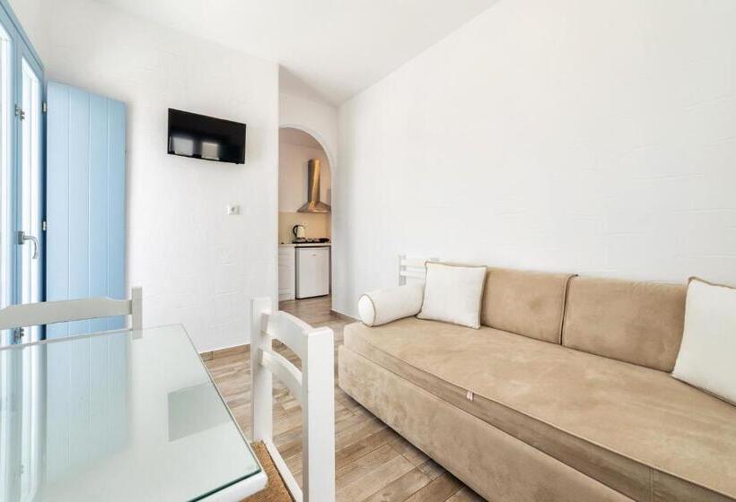 Stratos Apartments & Studios