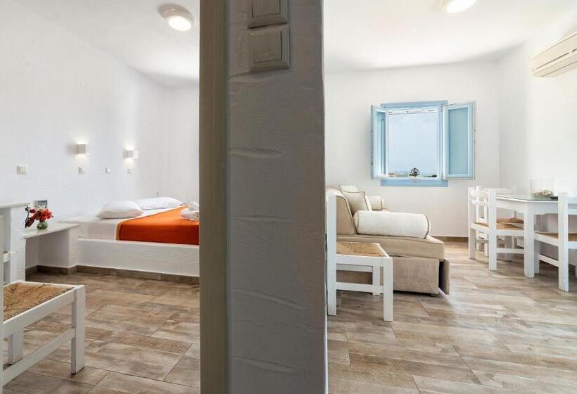 Stratos Apartments & Studios