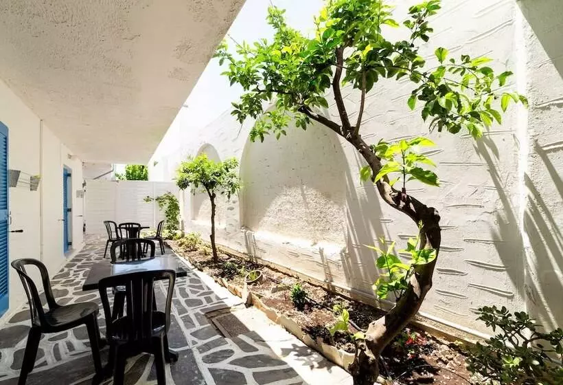 Stratos Apartments & Studios