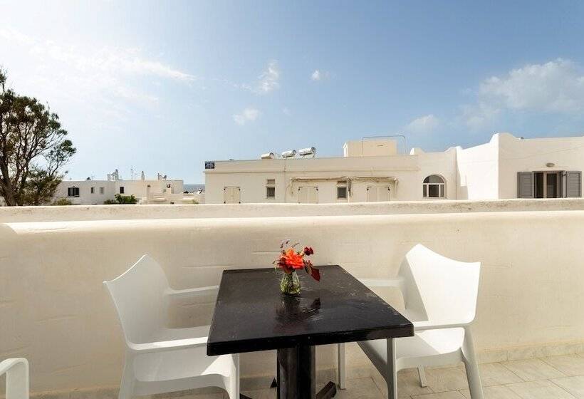 Stratos Apartments & Studios