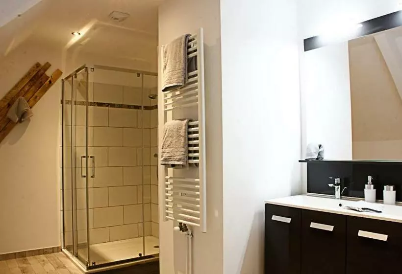 Aamiaismajoitus (B&B) La Veuzaine