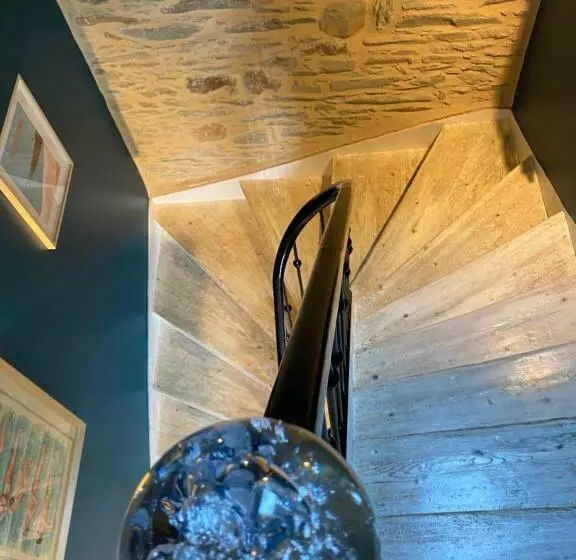 ベッドアンドブレックファースト L’ardoisière, Maison D’hôtes Et D’amis