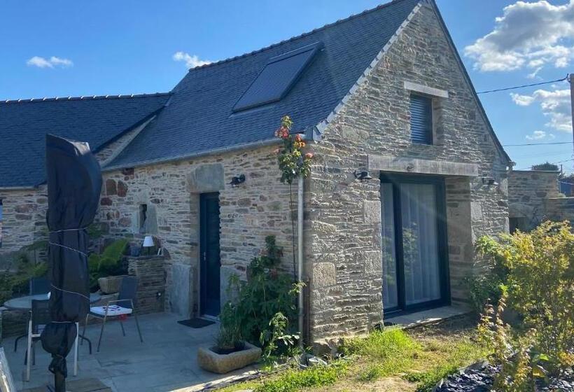 Bed and Breakfast L’ardoisière, Maison D’hôtes Et D’amis