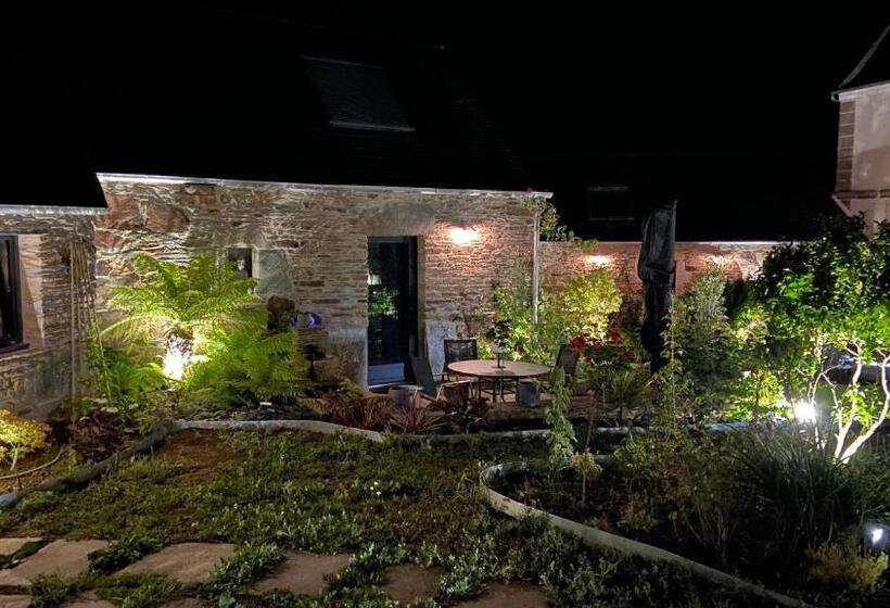 Bed and Breakfast L’ardoisière, Maison D’hôtes Et D’amis