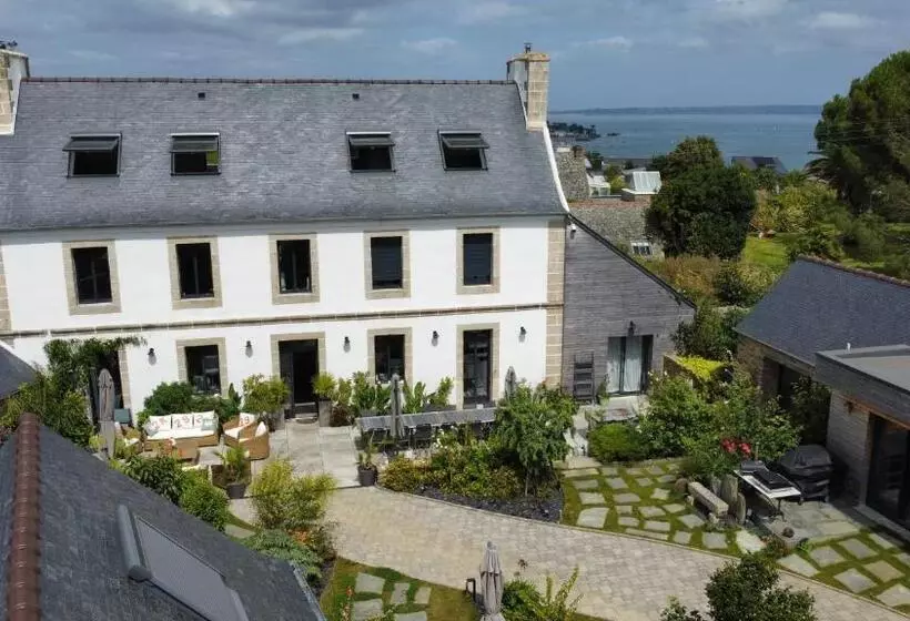 ベッドアンドブレックファースト L’ardoisière, Maison D’hôtes Et D’amis
