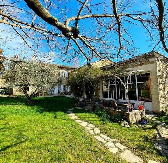 مبيت وإفطار Mas Redortier