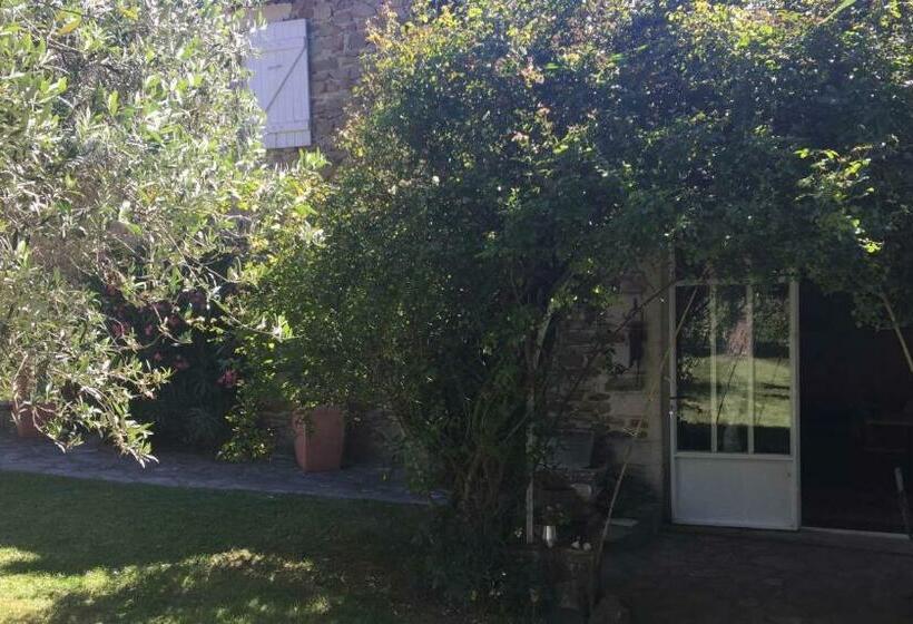 مبيت وإفطار Mas Redortier