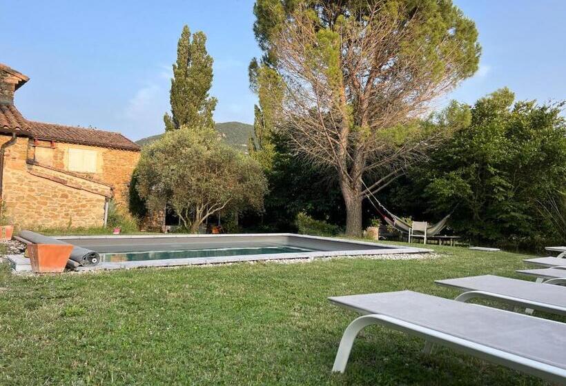 مبيت وإفطار Mas Redortier