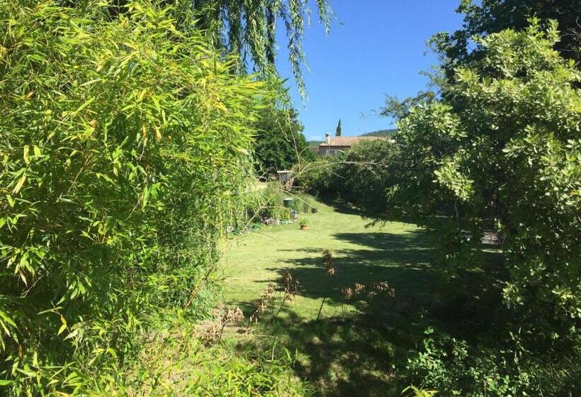 مبيت وإفطار Mas Redortier