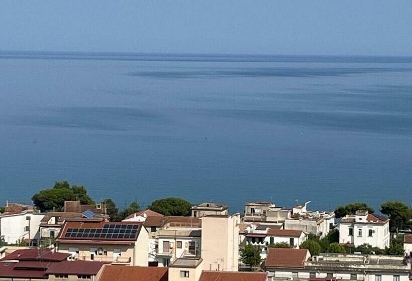 مبيت وإفطار Panoramic Suite