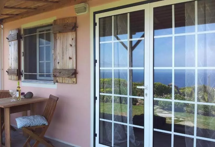 Faial Cottage B&b