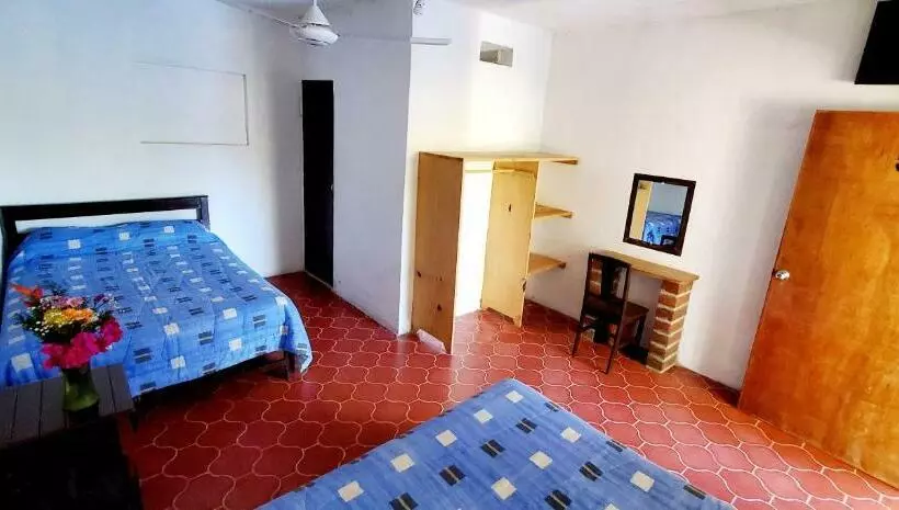 Hotelli Oasis Melaque