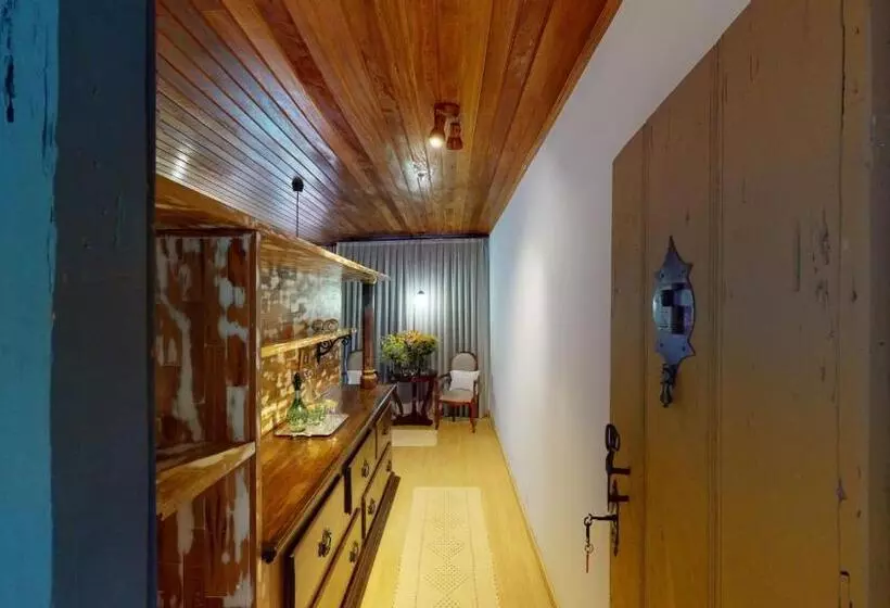 Majatalo Pousada Quatro Estações