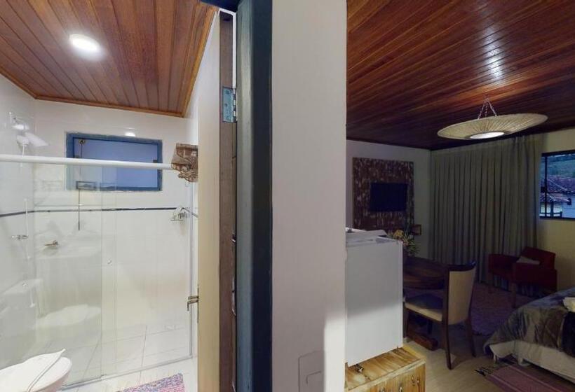 پانسیون Pousada Quatro Estações