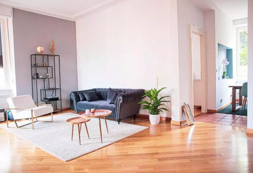 پانسیون Room Gatsby  Your Space With Garden In The City Center