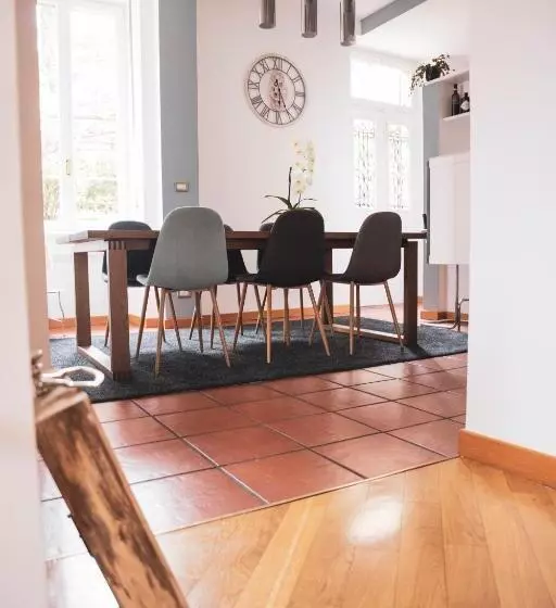 پانسیون Room Gatsby  Your Space With Garden In The City Center