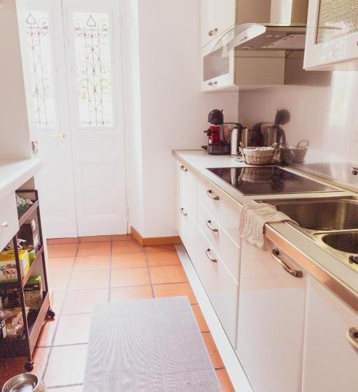 Pensjonat Room Gatsby Your Space With Garden In The City Center