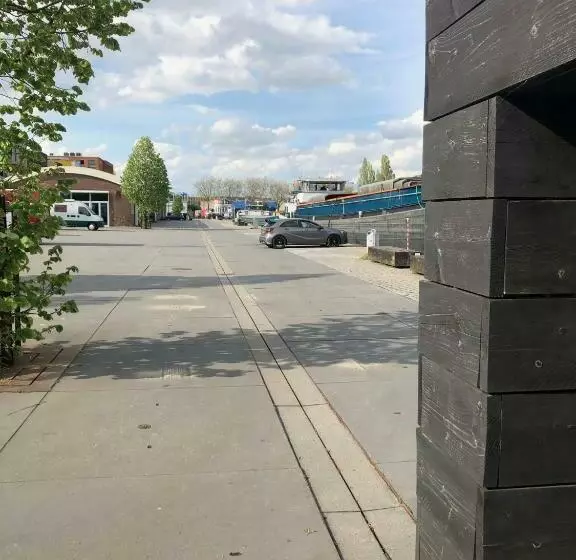 تختخواب و صبحانه Andesluis