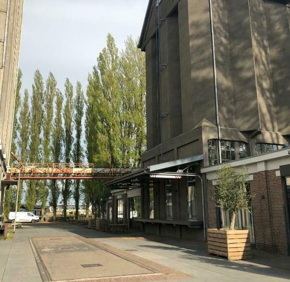 ベッドアンドブレックファースト Andesluis