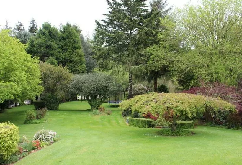 Aamiaismajoitus (B&B) Aramatai Gardens