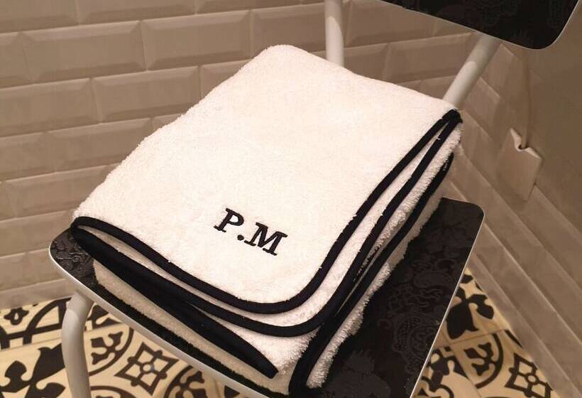 تختخواب و صبحانه Chez Pépé Merle Chambres D Hôtes Au Cœur De Paris