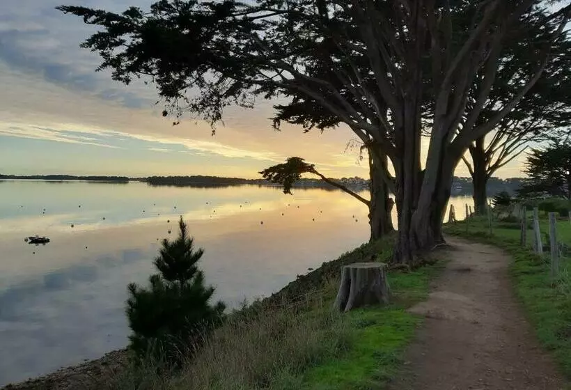 Aamiaismajoitus (B&B) La Longère D Arzoù, Chambres D Hôtes