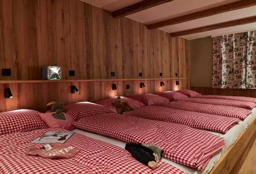 Berghaus Schröcken   Hotel Apartments Spa