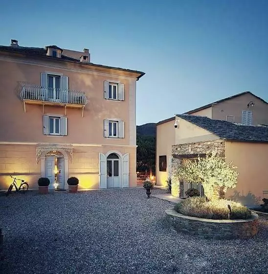 ペンション A Villa Di Rutali