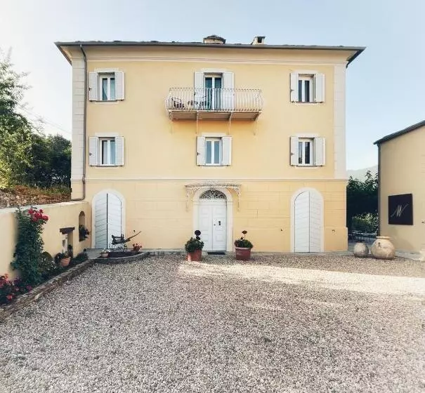 ペンション A Villa Di Rutali