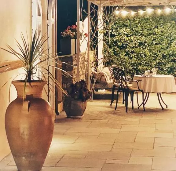 ペンション A Villa Di Rutali