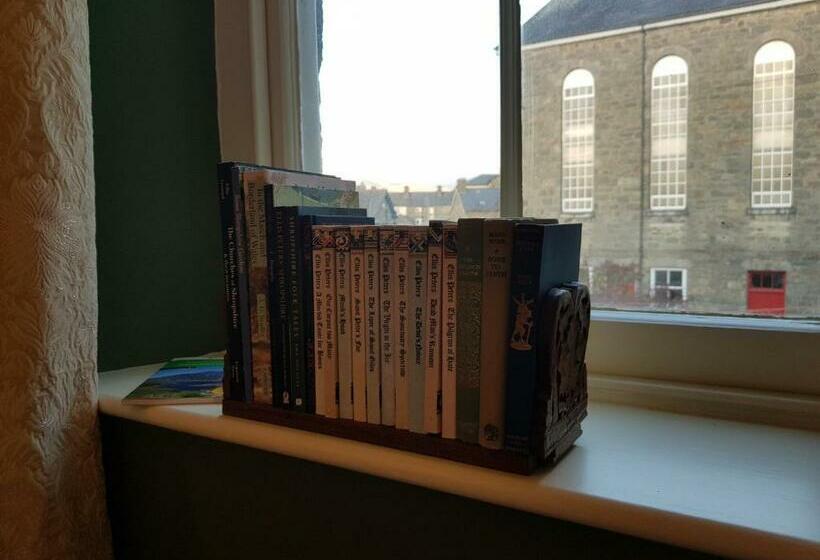 펜션 Afallon Townhouse