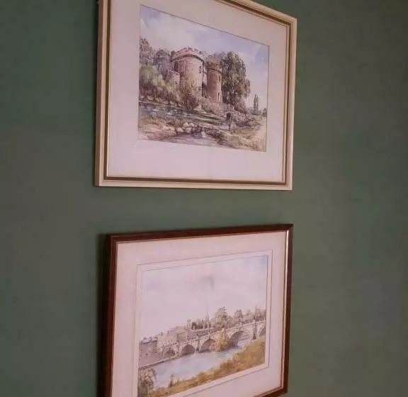 Majatalo Afallon Townhouse