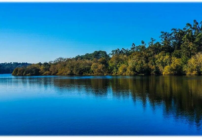 هاستل Alvorada Medieval, Al