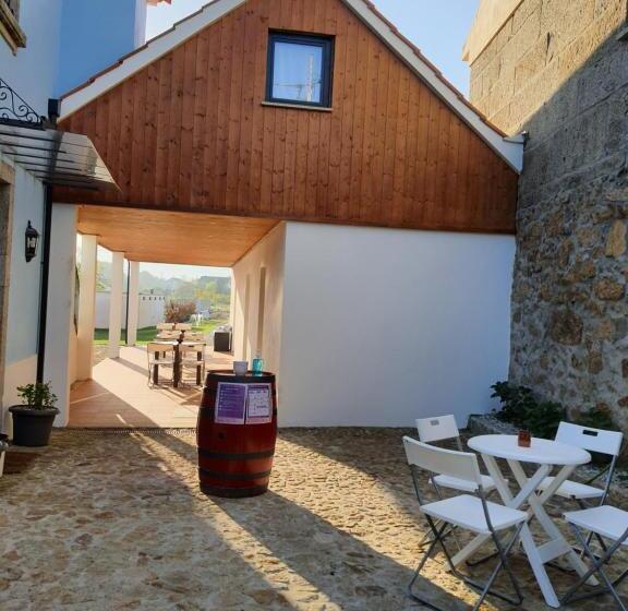 هاستل Alvorada Medieval, Al